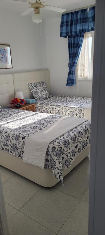 Acuario Shared Flat Piso Compartido Est Partage الشقة مشتركة Apartment Беналмадена Екстериор снимка